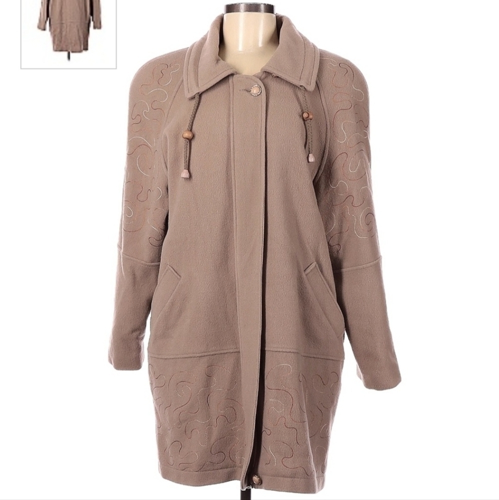 Vintage Albert Nipon Tan 100% Pure Virgin Wool Coat Women's 8 Collared Embroider